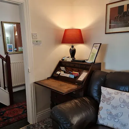 Rowan Tree House Bed & Breakfast 3*