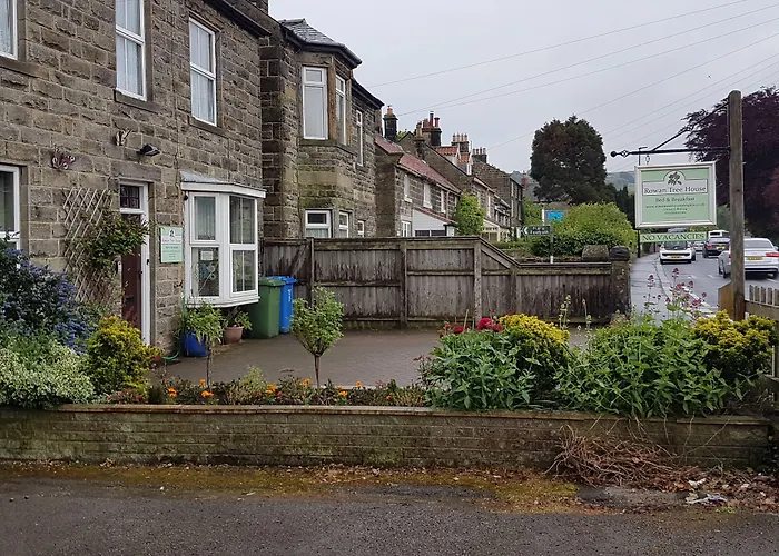 Rowan Tree House Bed & Breakfast Sleights