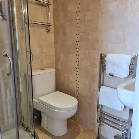 Rowan Tree House Sleights