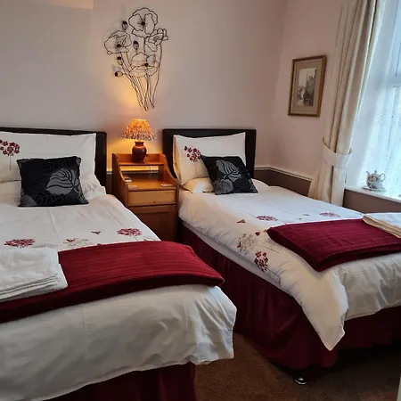 Rowan Tree House 3* Sleights