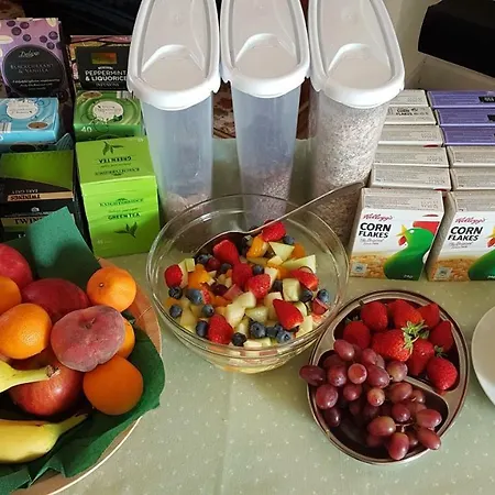 Rowan Tree House Sleights