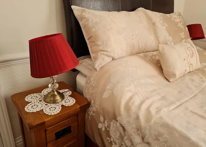 Rowan Tree House Bed & Breakfast