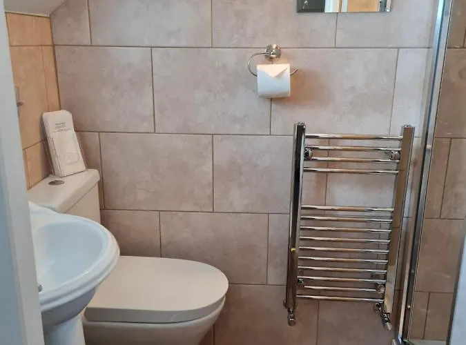 Rowan Tree House Bed & Breakfast