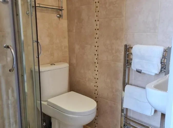 Rowan Tree House Sleights