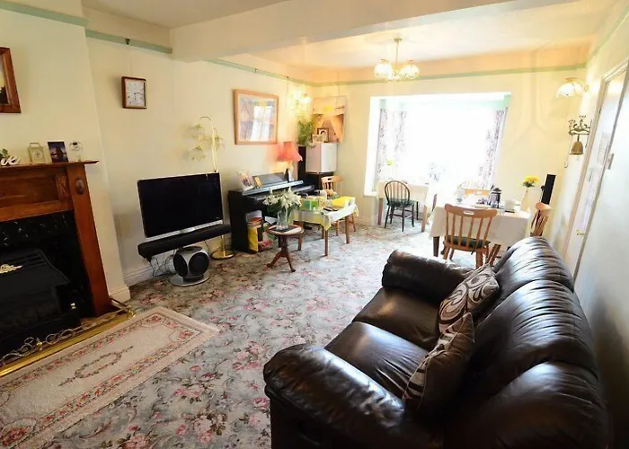 Rowan Tree House 3* Sleights